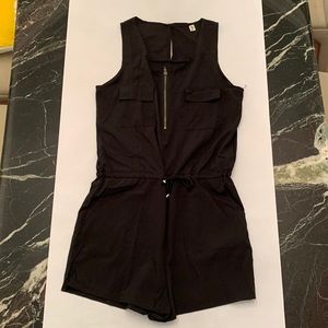 Fushi Women’s Black Romper Size Large